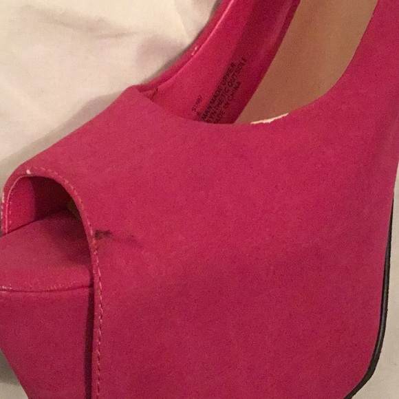 Hot Pink Peep-toe Heel; JustFab Suri 8 - Picture 4 of 7